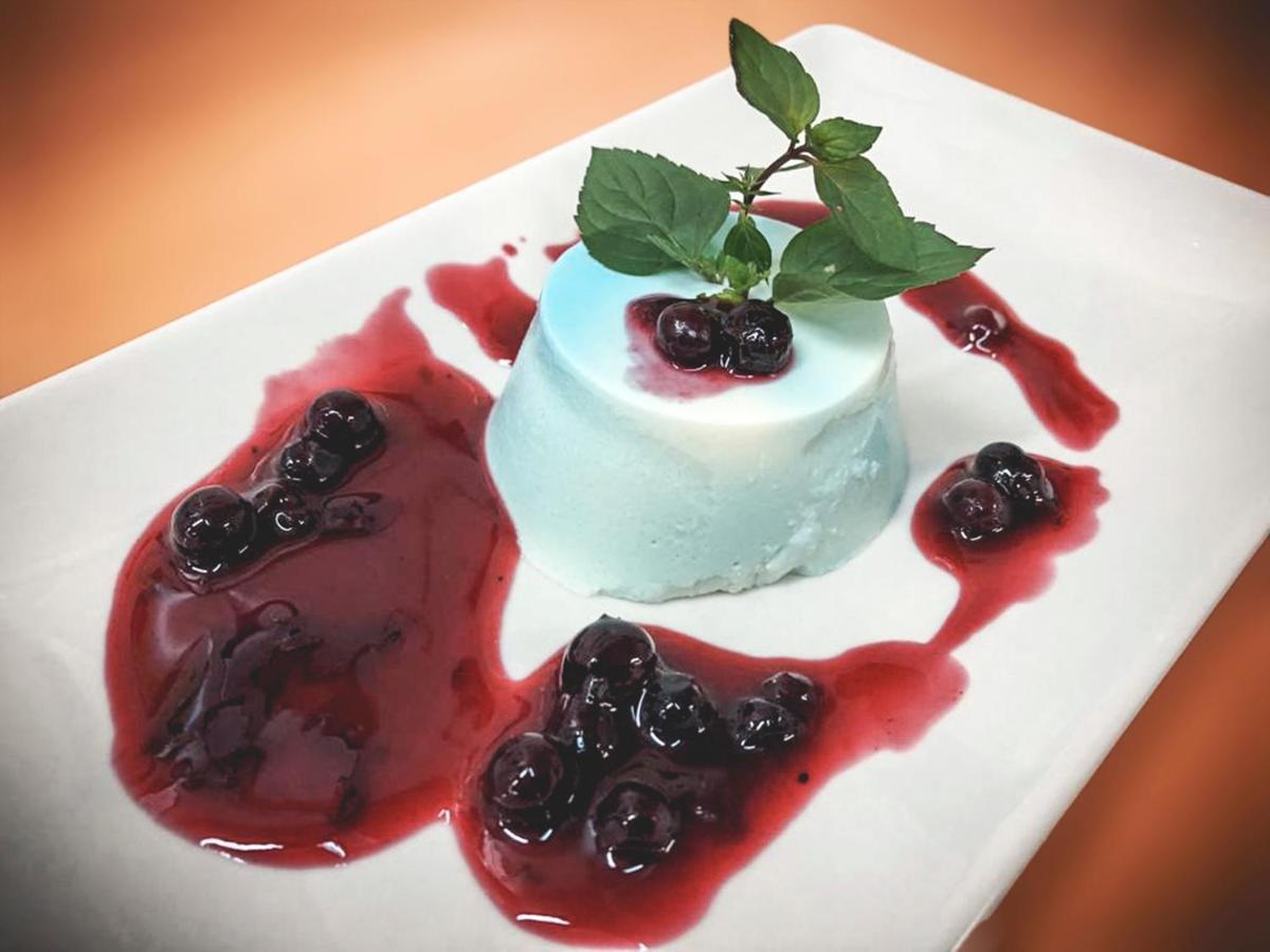Restaurant Pansion Wien Cierny Brod Екстериор снимка