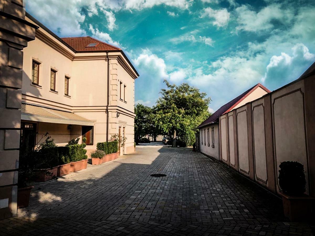 Restaurant Pansion Wien Cierny Brod Екстериор снимка